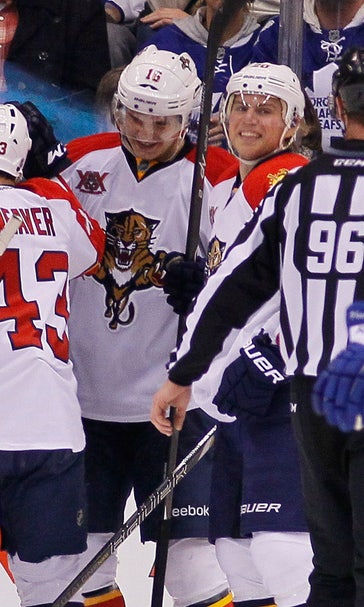 Panthers pour it on early to beat Maple Leafs on road